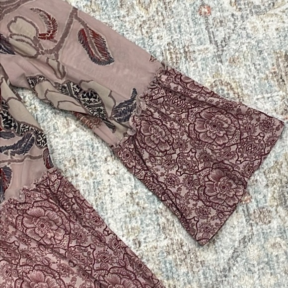 Knox Rose top - Picture 4 of 10